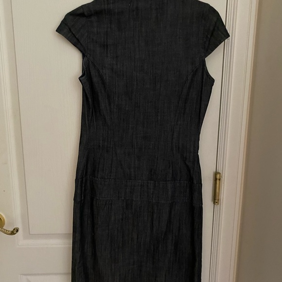 Like new Le Château Denim dress - Picture 2 of 2